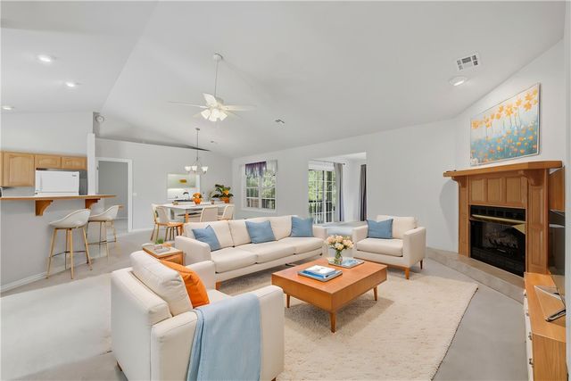 67 Islay Drive, Bella Vista, AR 72715