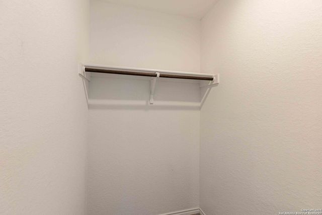 6562 Runaway Row, Converse, TX 78109