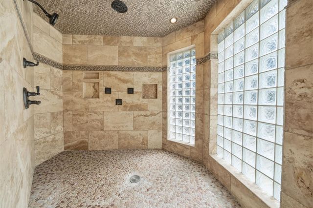 12854 Highland Hills Drive, Cypress, TX 77429