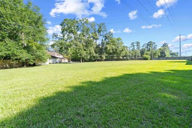 12854 Highland Hills Drive, Cypress, TX 77429