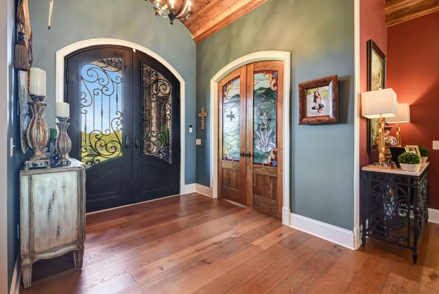 919 Philadelphia Rd, Lebanon, TN 37087