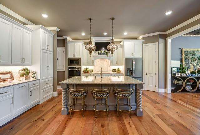 919 Philadelphia Rd, Lebanon, TN 37087