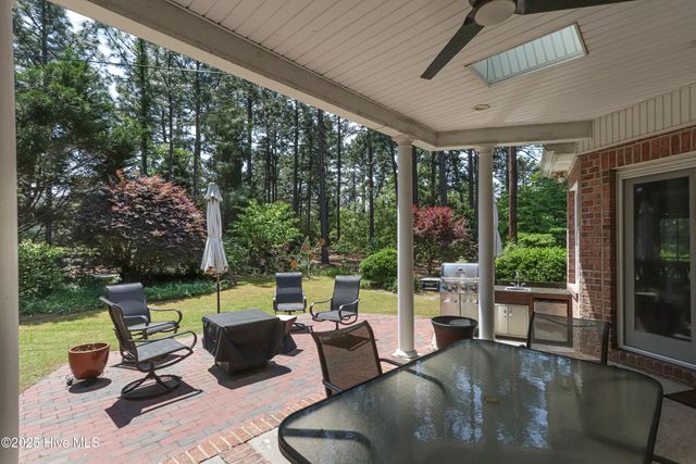 127 Sakonnet Trail, Pinehurst, NC 28374