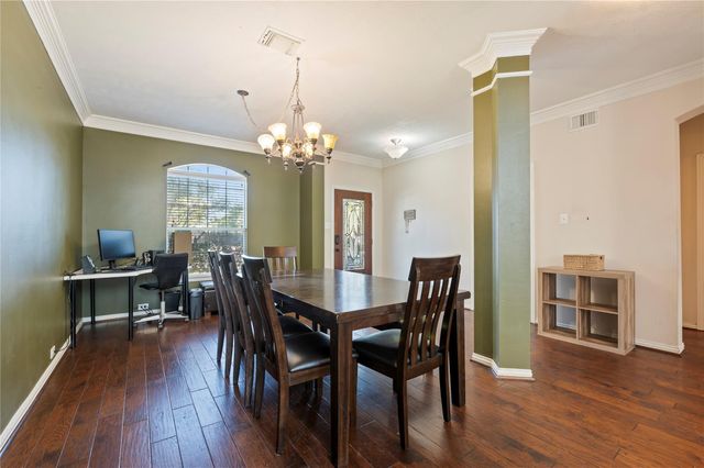 14807 Summer Knoll Lane, Houston, TX 77044