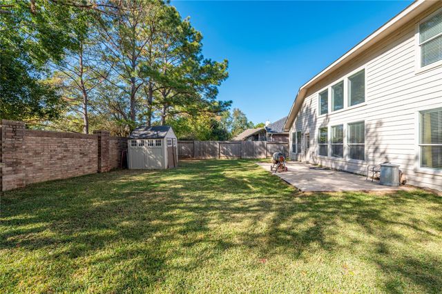 14807 Summer Knoll Lane, Houston, TX 77044