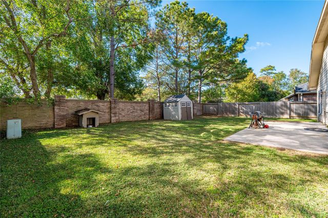 14807 Summer Knoll Lane, Houston, TX 77044