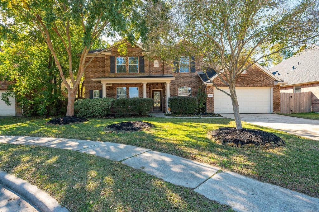 14807 Summer Knoll Lane, Houston, TX 77044