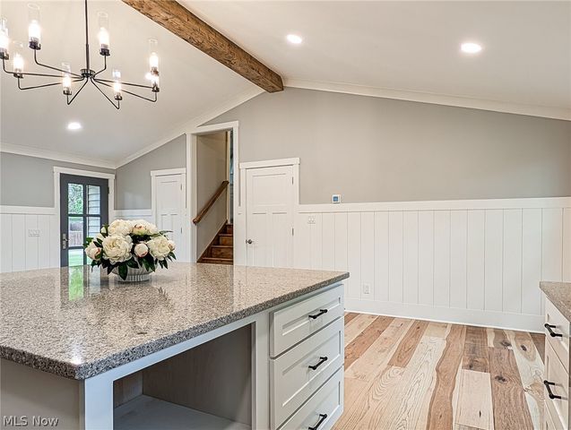 1101 Chaparrel Road SW, Hartville, OH 44632