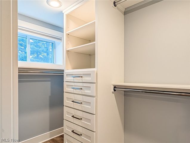 1101 Chaparrel Road SW, Hartville, OH 44632