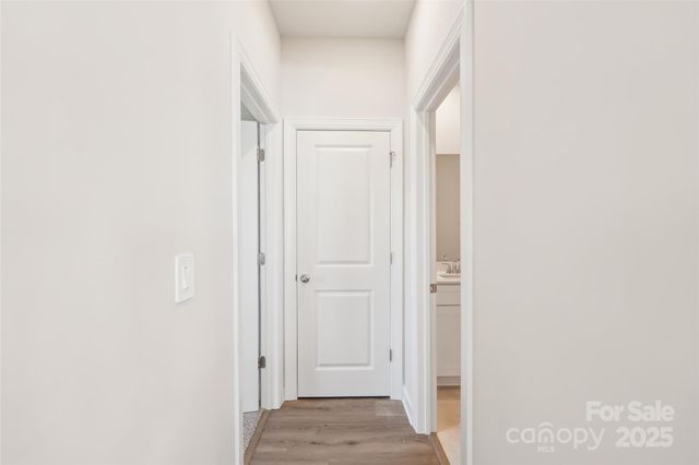 1305 30TH Street Lane NE, Conover, NC 28613