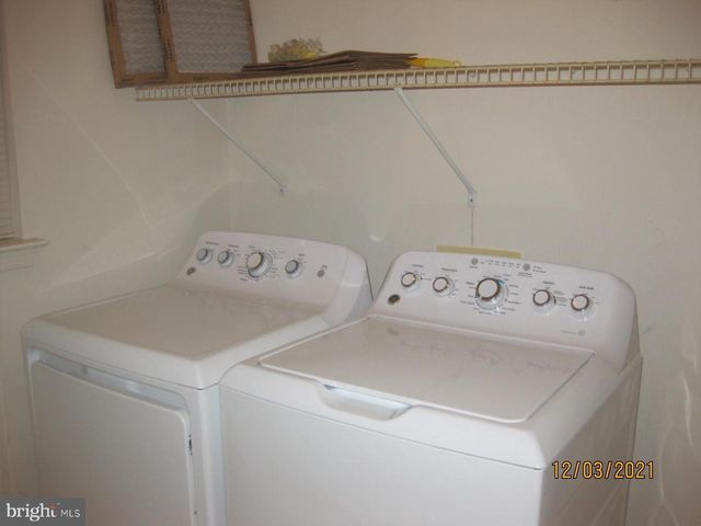 48 BATTLEFIELD DR, Charles Town, WV 25414