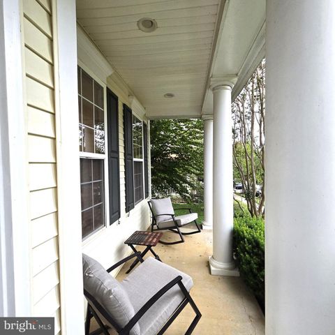 48 BATTLEFIELD DR, Charles Town, WV 25414