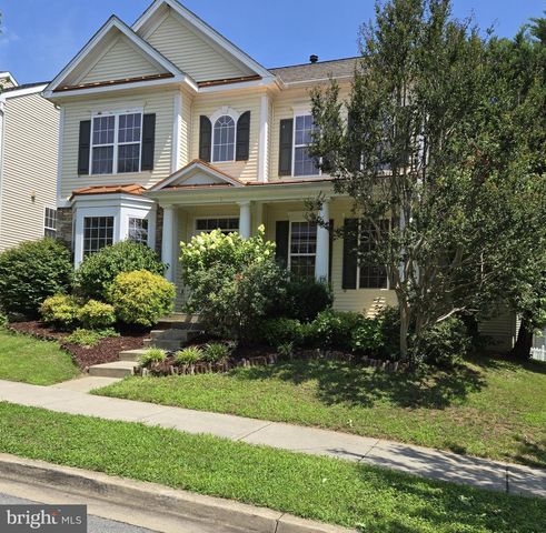48 BATTLEFIELD DR, Charles Town, WV 25414