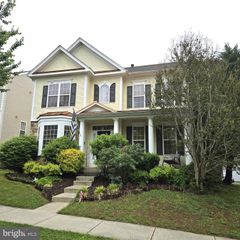 48 BATTLEFIELD DR, Charles Town, WV 25414