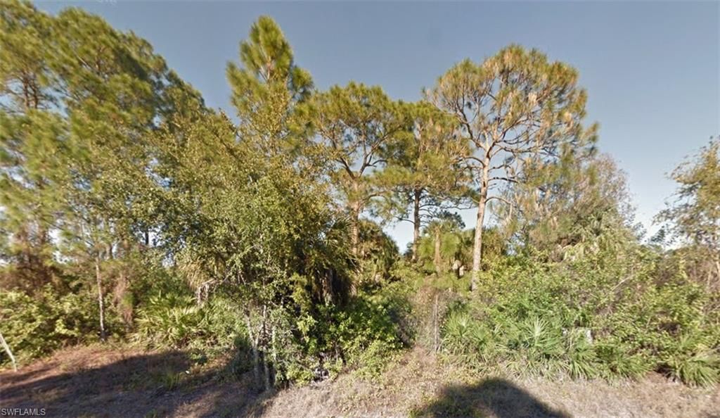 858 Geneva ST, LEHIGH ACRES, FL 33974 — exterior