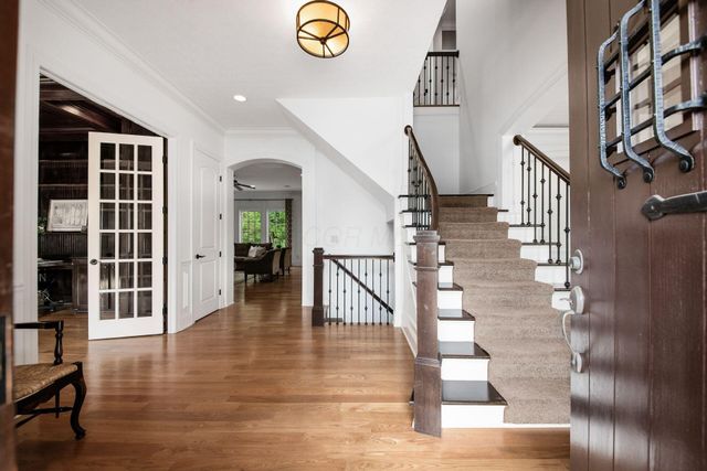 9533 Tartan Ridge Court, Dublin, OH 43017