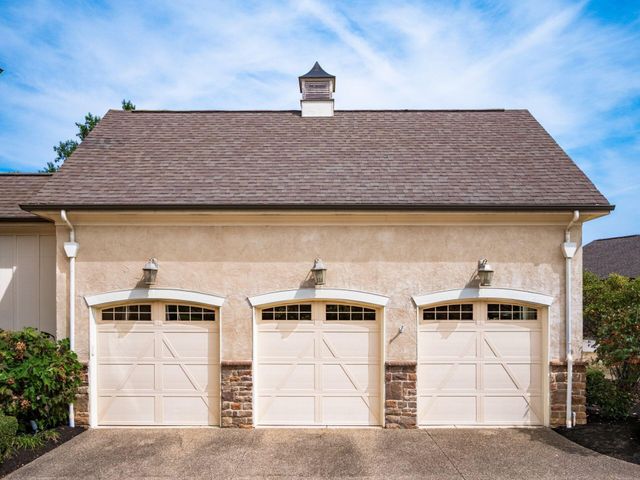 9533 Tartan Ridge Court, Dublin, OH 43017