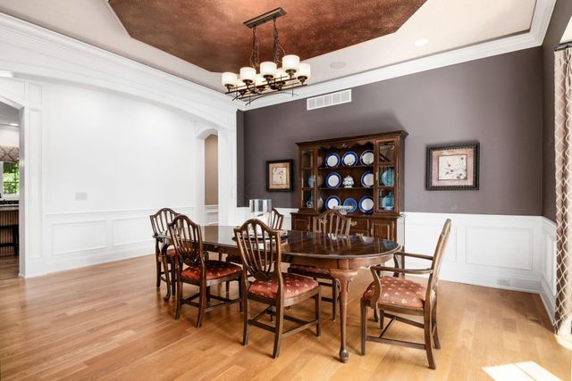 9533 Tartan Ridge Court, Dublin, OH 43017