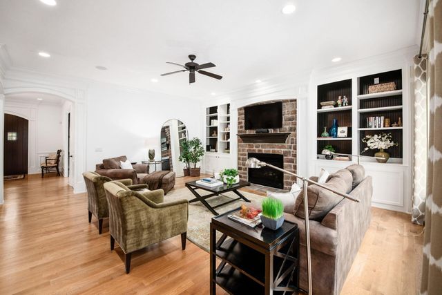 9533 Tartan Ridge Court, Dublin, OH 43017