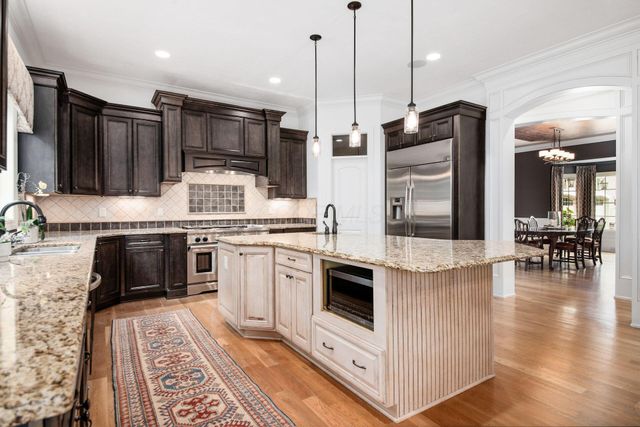 9533 Tartan Ridge Court, Dublin, OH 43017