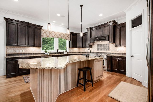 9533 Tartan Ridge Court, Dublin, OH 43017