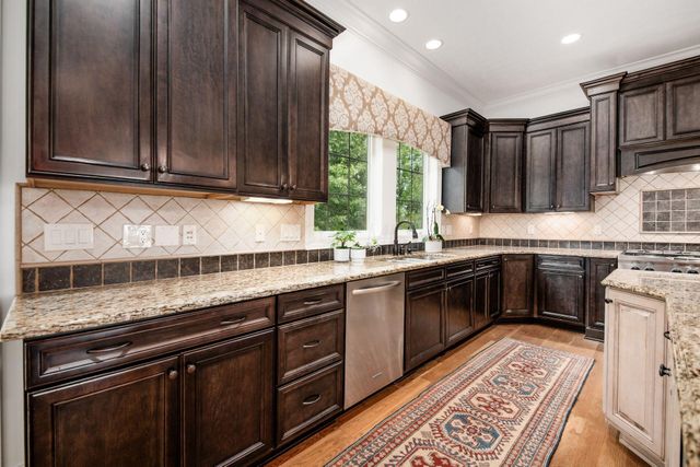 9533 Tartan Ridge Court, Dublin, OH 43017