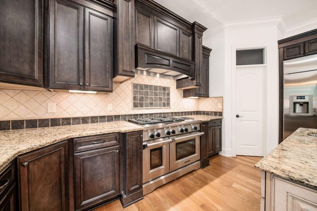 9533 Tartan Ridge Court, Dublin, OH 43017