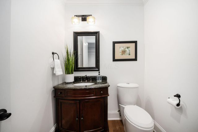 9533 Tartan Ridge Court, Dublin, OH 43017