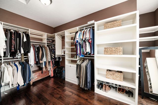 9533 Tartan Ridge Court, Dublin, OH 43017