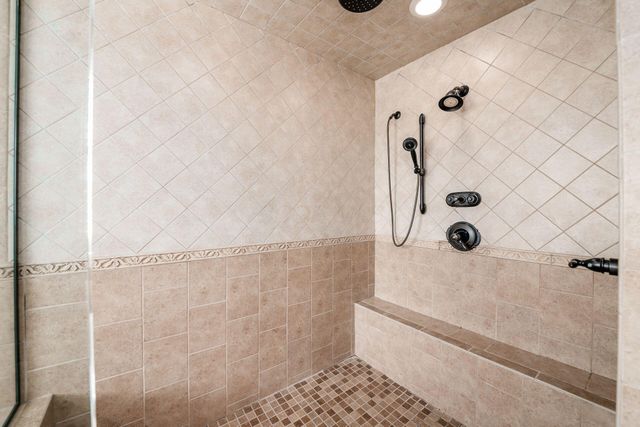 9533 Tartan Ridge Court, Dublin, OH 43017