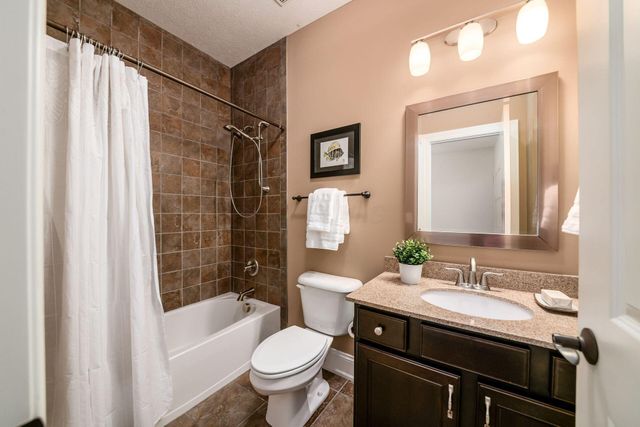 9533 Tartan Ridge Court, Dublin, OH 43017