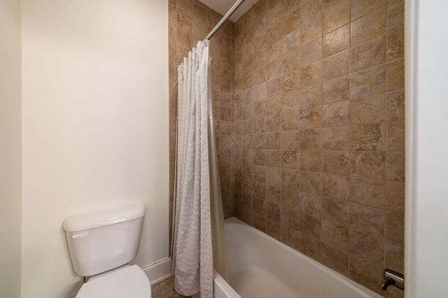 9533 Tartan Ridge Court, Dublin, OH 43017