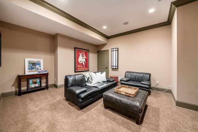 9533 Tartan Ridge Court, Dublin, OH 43017