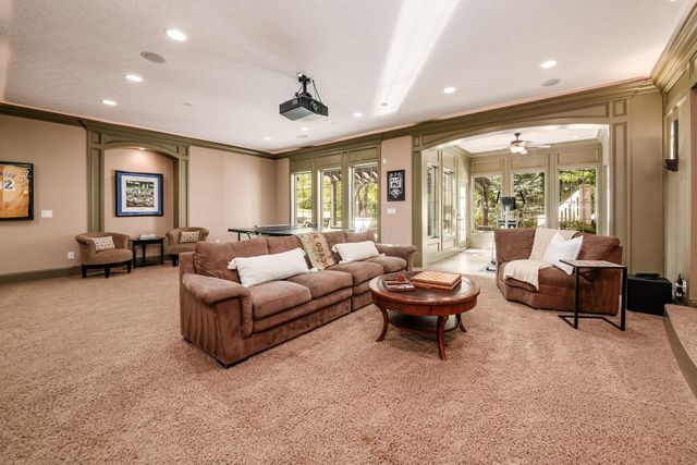 9533 Tartan Ridge Court, Dublin, OH 43017