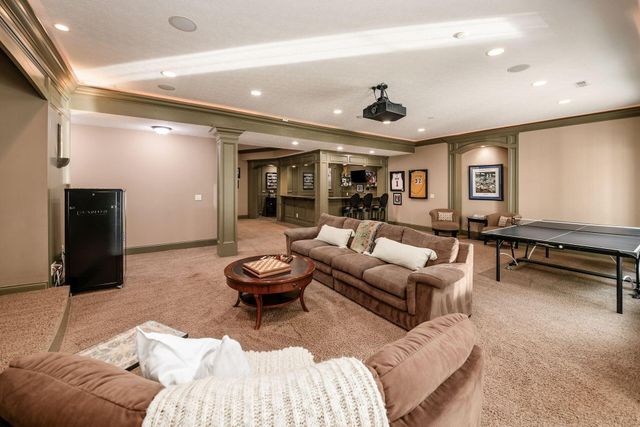 9533 Tartan Ridge Court, Dublin, OH 43017