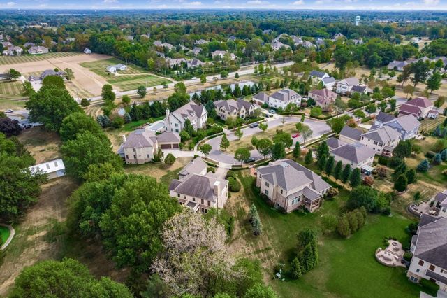 9533 Tartan Ridge Court, Dublin, OH 43017