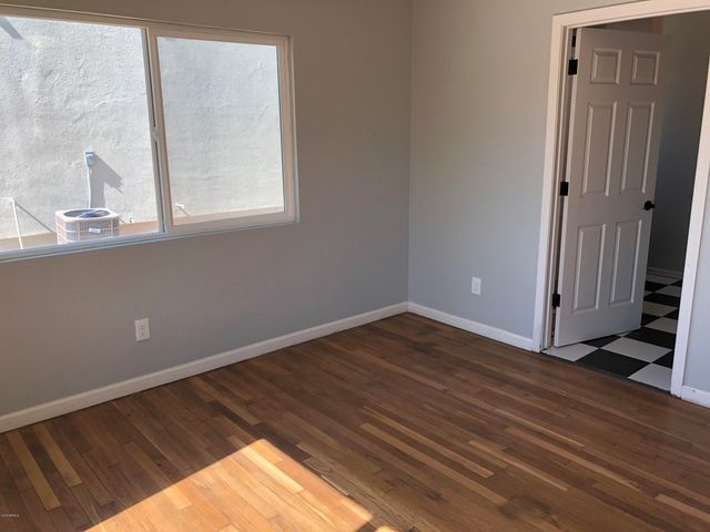 725 E Moreland Street, Phoenix, AZ 85006