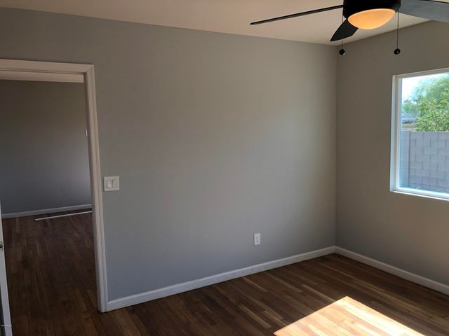 725 E Moreland Street, Phoenix, AZ 85006