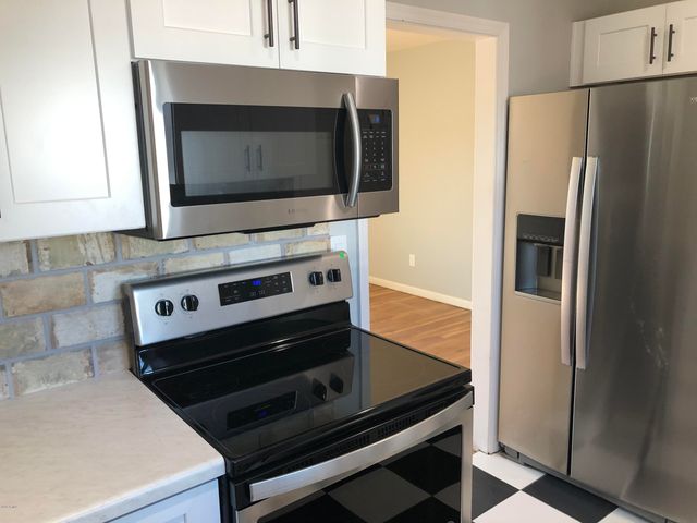725 E Moreland Street, Phoenix, AZ 85006