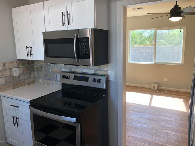 725 E Moreland Street, Phoenix, AZ 85006