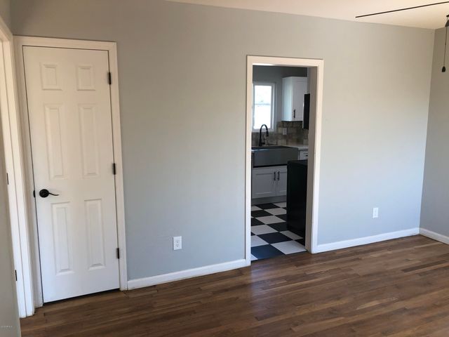 725 E Moreland Street, Phoenix, AZ 85006