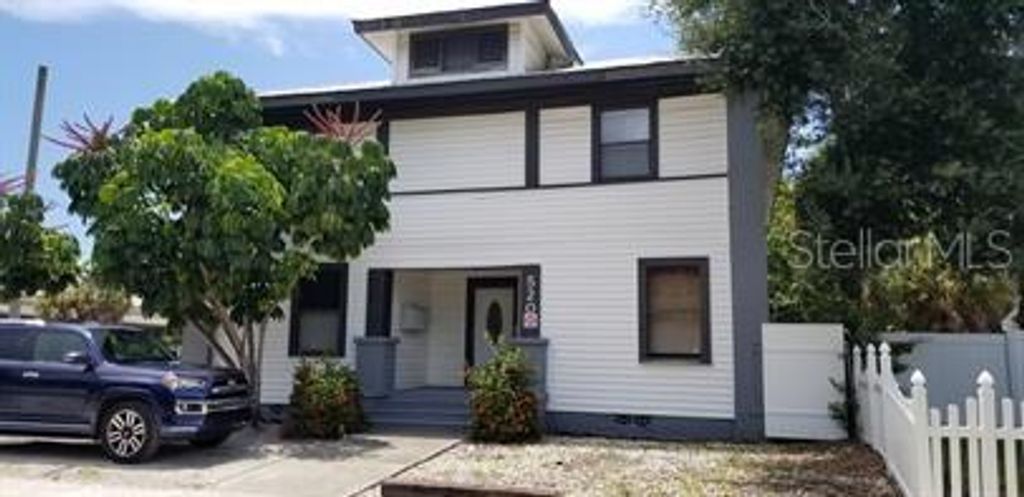 520 15TH STREET N 3, St Petersburg, FL 33705