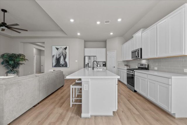 32302 Elmwood Manor, Waller, TX 77484