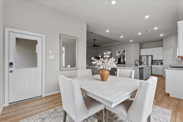 32302 Elmwood Manor, Waller, TX 77484