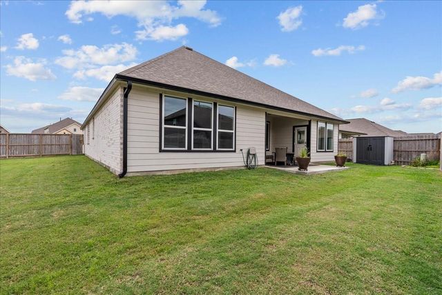 32302 Elmwood Manor, Waller, TX 77484