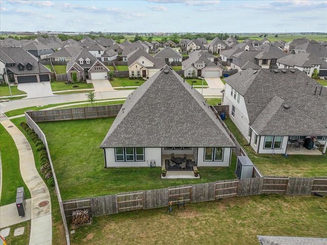 32302 Elmwood Manor, Waller, TX 77484