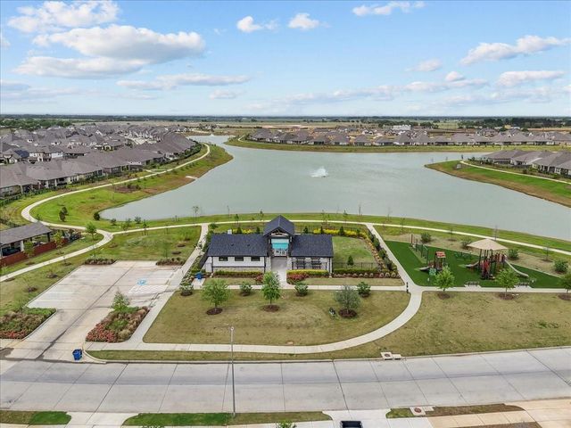 32302 Elmwood Manor, Waller, TX 77484