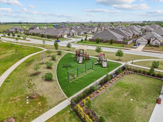 32302 Elmwood Manor, Waller, TX 77484