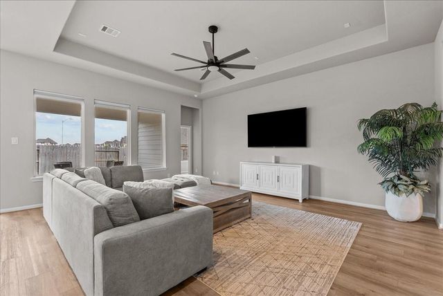 32302 Elmwood Manor, Waller, TX 77484