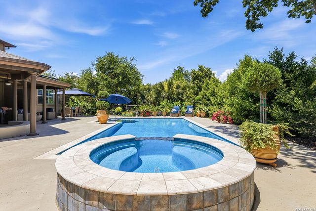 28006 Cascabel Ln, San Antonio, TX 78260